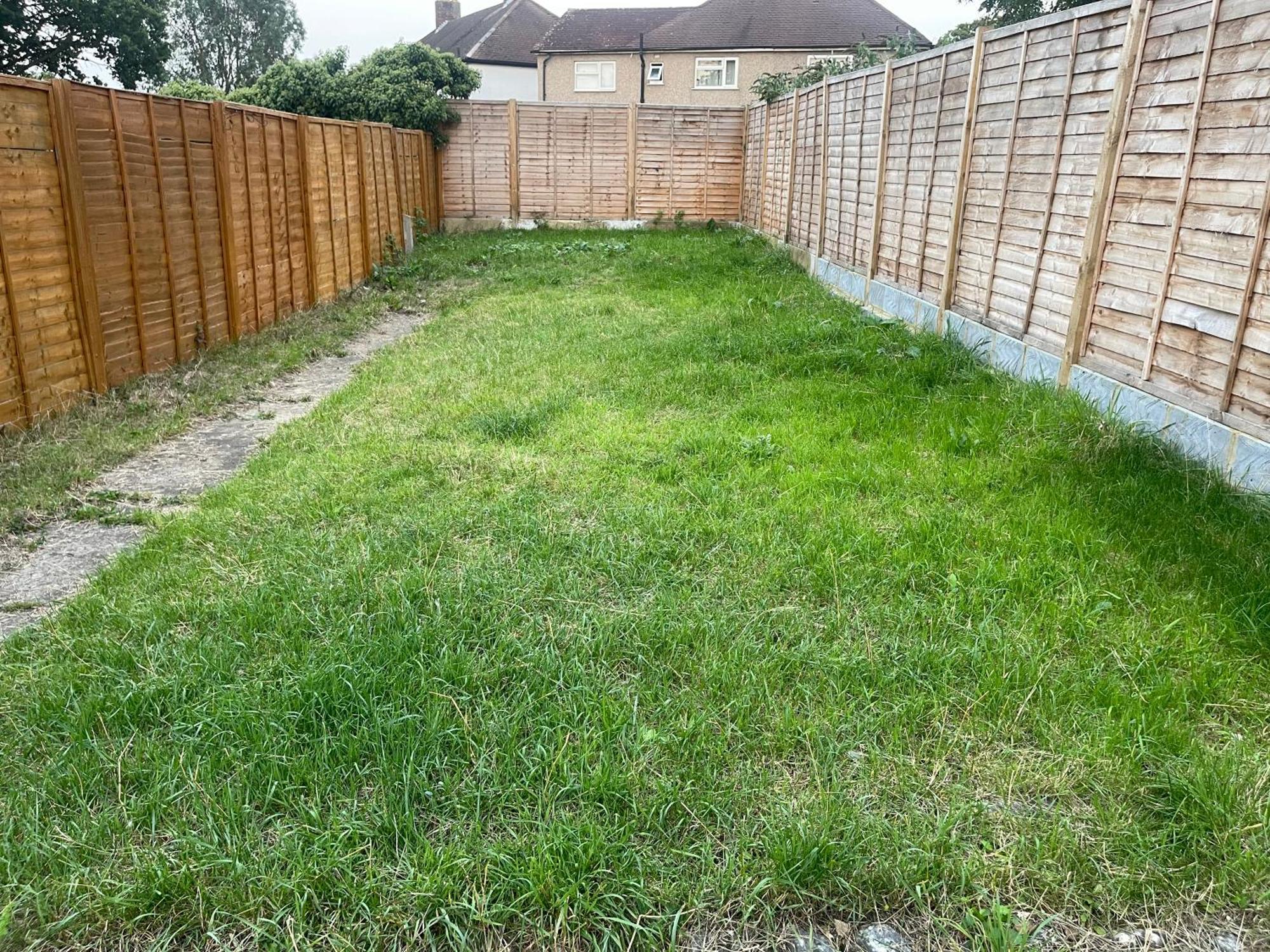 Cosy Private Flat In London, Free Parking On Premise Lejlighed Carshalton Eksteriør billede